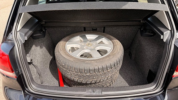 Volkswagen Golf VI 28 of 30