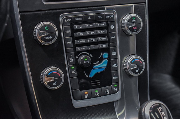 Volvo S60 22 of 28