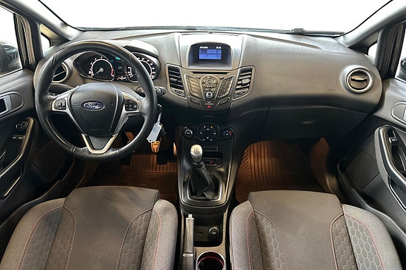 Ford Fiesta 14 of 21