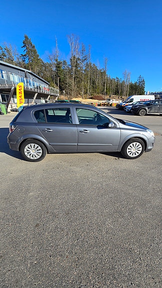 Opel Astra 5 of 5