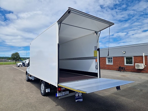 Ford Transit 4 of 5