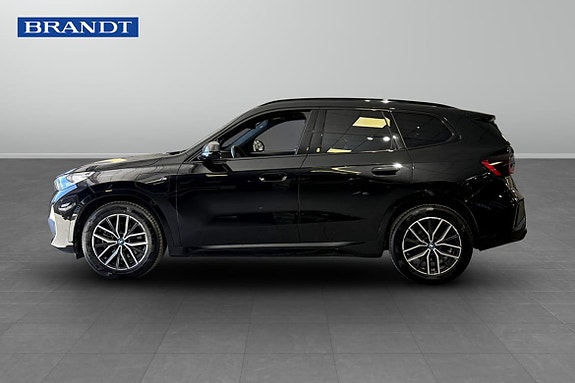 BMW X1 3 of 5