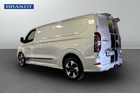 Ford Transit Custom 2 of 5