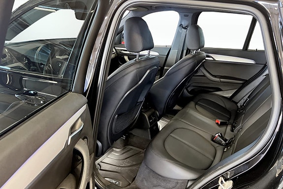 BMW X1 8 of 9