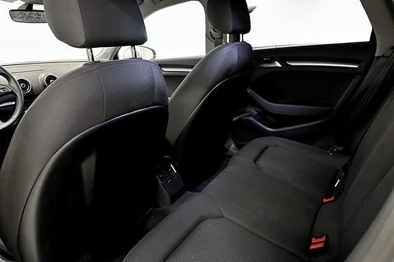 Audi A3 8 of 11