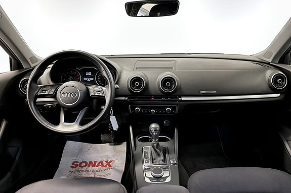 Audi A3 4 of 11