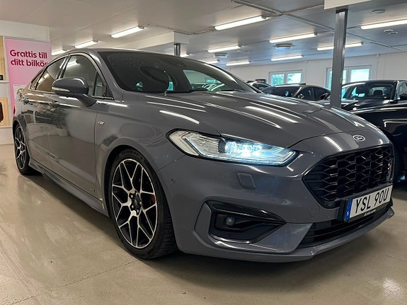 Ford Mondeo 24 of 26