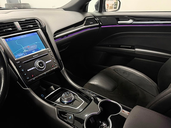 Ford Mondeo 9 of 26