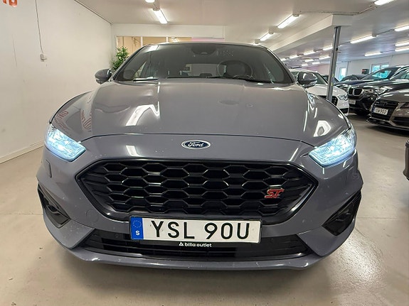 Ford Mondeo 3 of 26