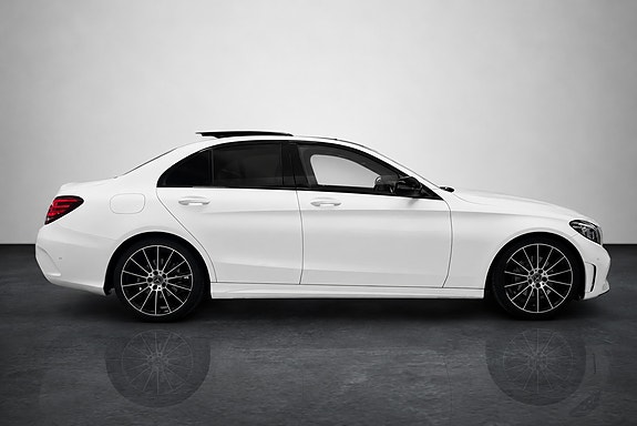 Mercedes-Benz C220 d 3 of 5