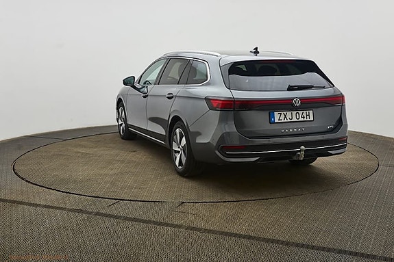 Volkswagen Passat 4 of 5