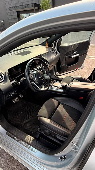 Mercedes-Benz B200 10 of 11