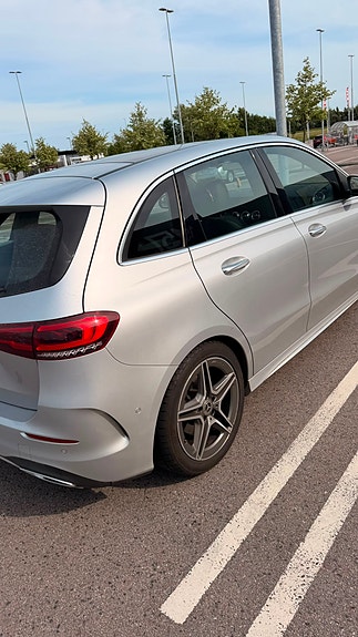 Mercedes-Benz B200 6 of 11