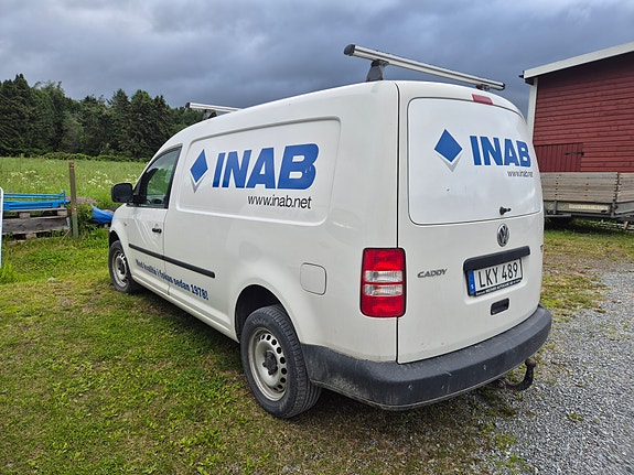 Volkswagen Caddy Maxi 3 of 5