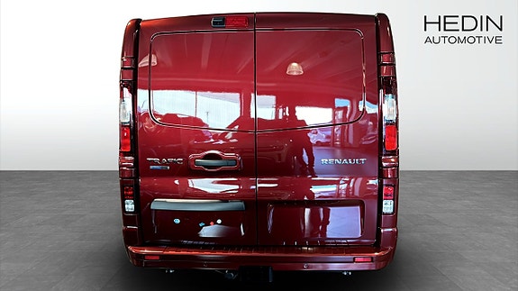 Renault Trafic 7 of 12