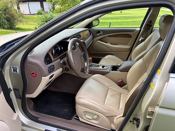 Jaguar S-TYPE 4 of 11