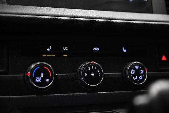 Volkswagen Transporter 21 of 30