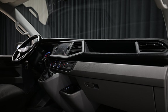 Volkswagen Transporter 30 of 30