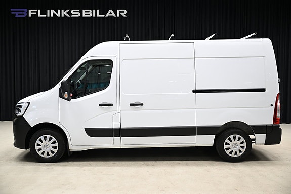 Renault Master 2 of 5