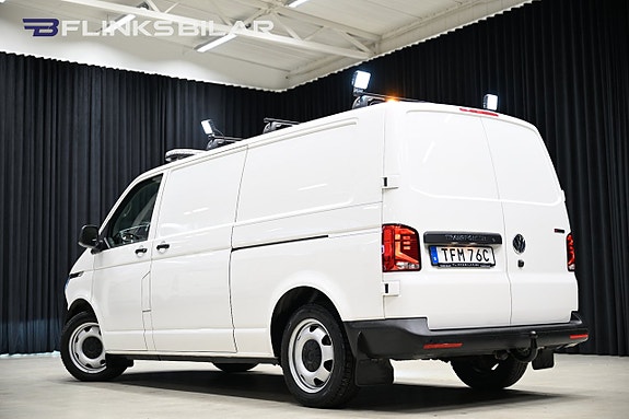 Volkswagen Transporter 6 of 30