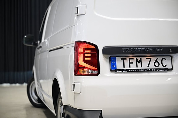 Volkswagen Transporter 20 of 30