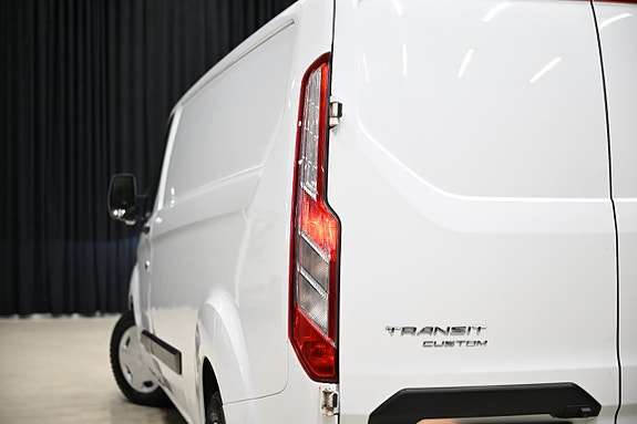 Ford Transit Custom 7 of 25