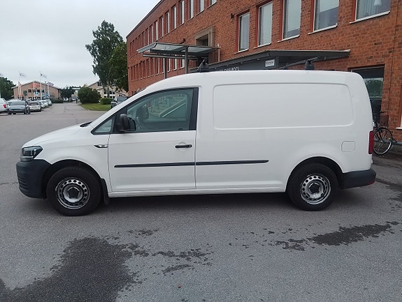 Volkswagen Caddy Maxi 2 of 5