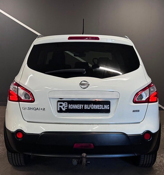 Nissan Qashqai+2 6 of 17