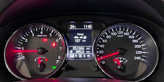 Nissan Qashqai+2 10 of 17