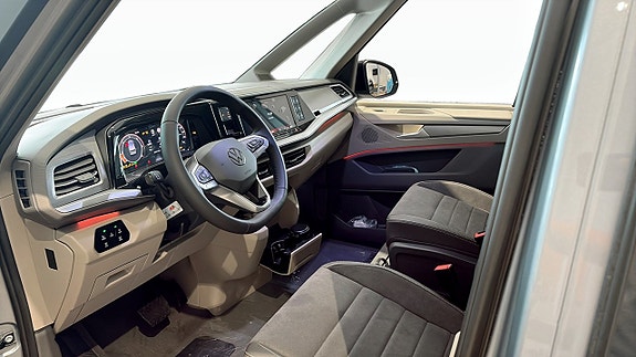 Volkswagen California 7 of 15