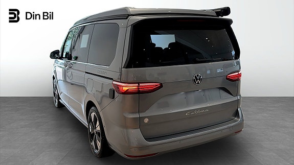 Volkswagen California 3 of 5
