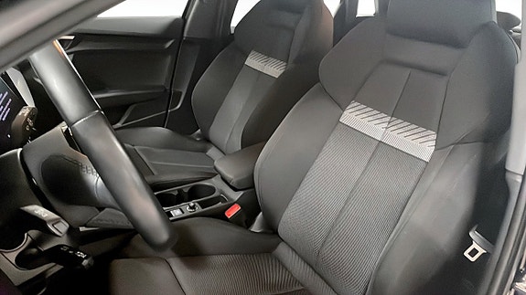 Audi A3 8 of 13