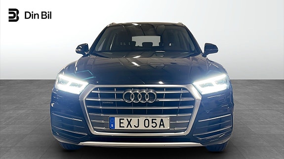 Audi Q5 4 of 5