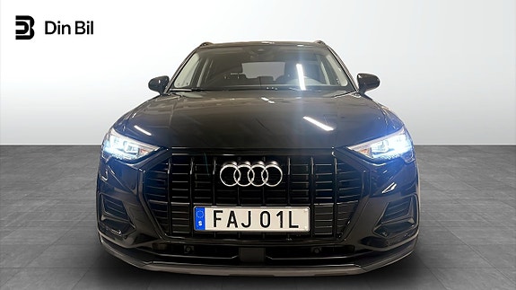 Audi Q3 4 of 5