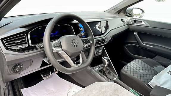 Volkswagen Taigo 7 of 14