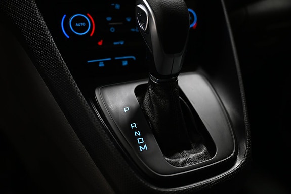 Ford Transit Connect 20 of 27