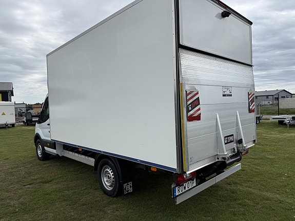 Ford E-Transit 3 of 5
