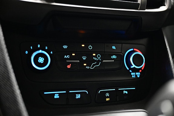 Ford Transit 24 of 30