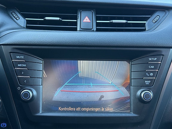 Toyota Avensis 21 of 30