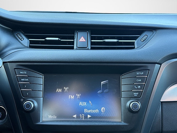Toyota Avensis 25 of 30