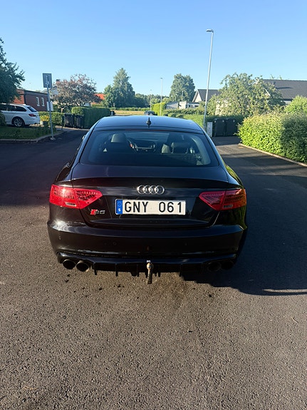 Audi S5 8 of 20