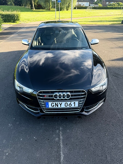 Audi S5 3 of 20