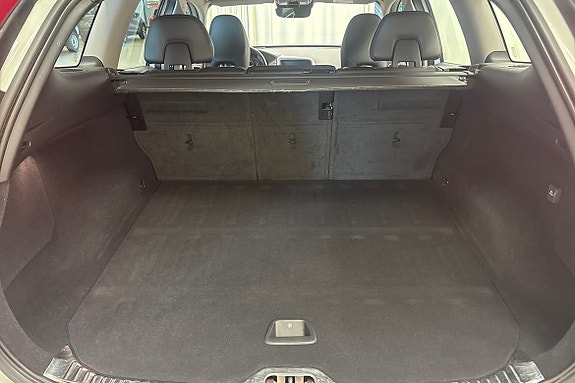 Volvo XC60 13 of 17