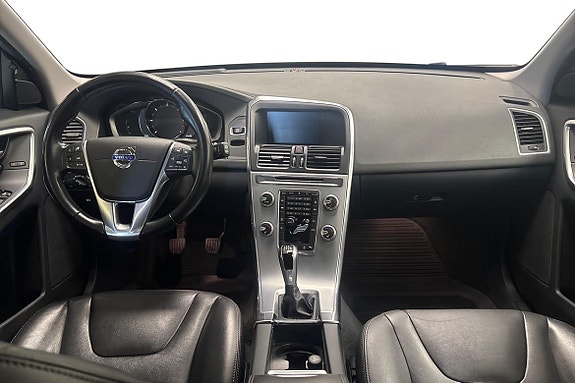 Volvo XC60 9 of 17
