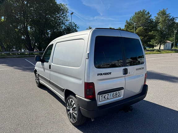 Peugeot Partner 4 of 5