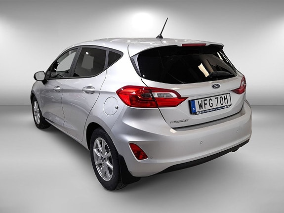 Ford Fiesta 3 of 5