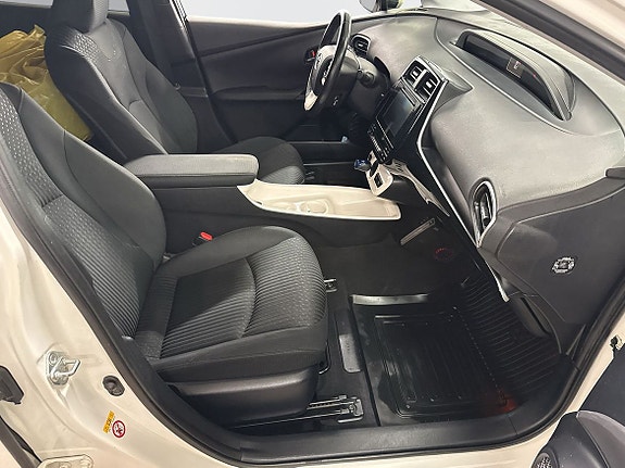 Toyota Prius 6 of 20