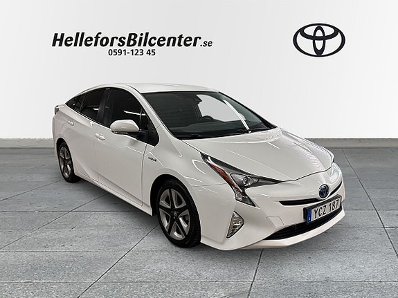 Toyota Prius 19 of 20