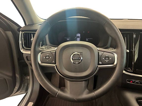 Volvo V60 12 of 18
