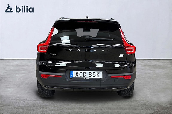 Volvo XC40 5 of 5